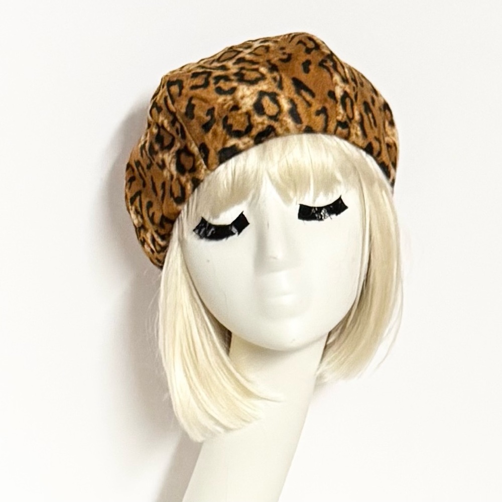 Leopard faux fur beret hat
